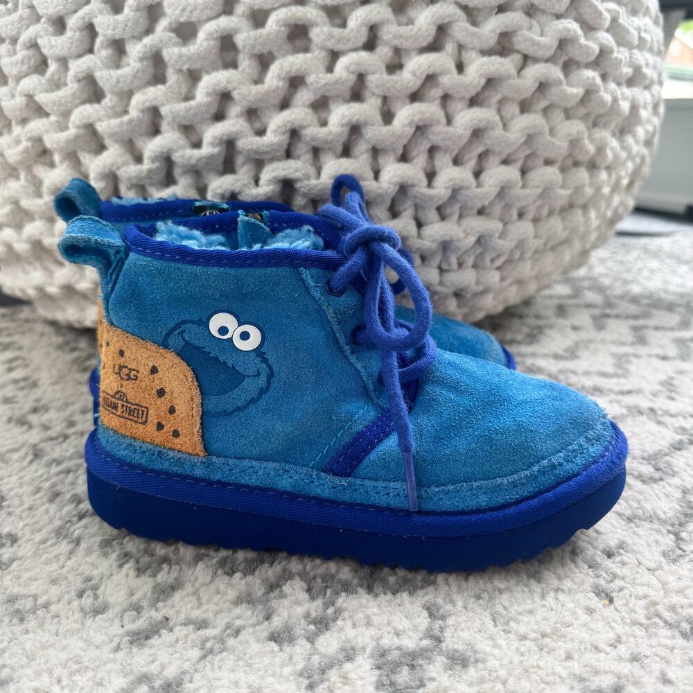 Sesame Street x UGG Neumel II Boot Kids 'Cookie Monster' Size 12